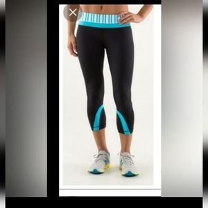 Lululemon inspire crop